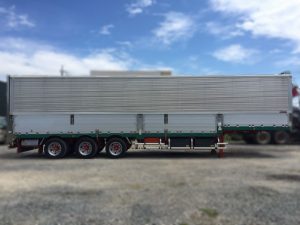 Semi-trailer3